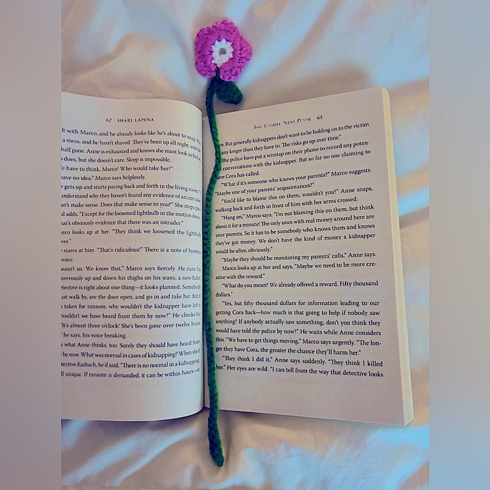 Handmade 🧶 Flower Bookmark 🐝